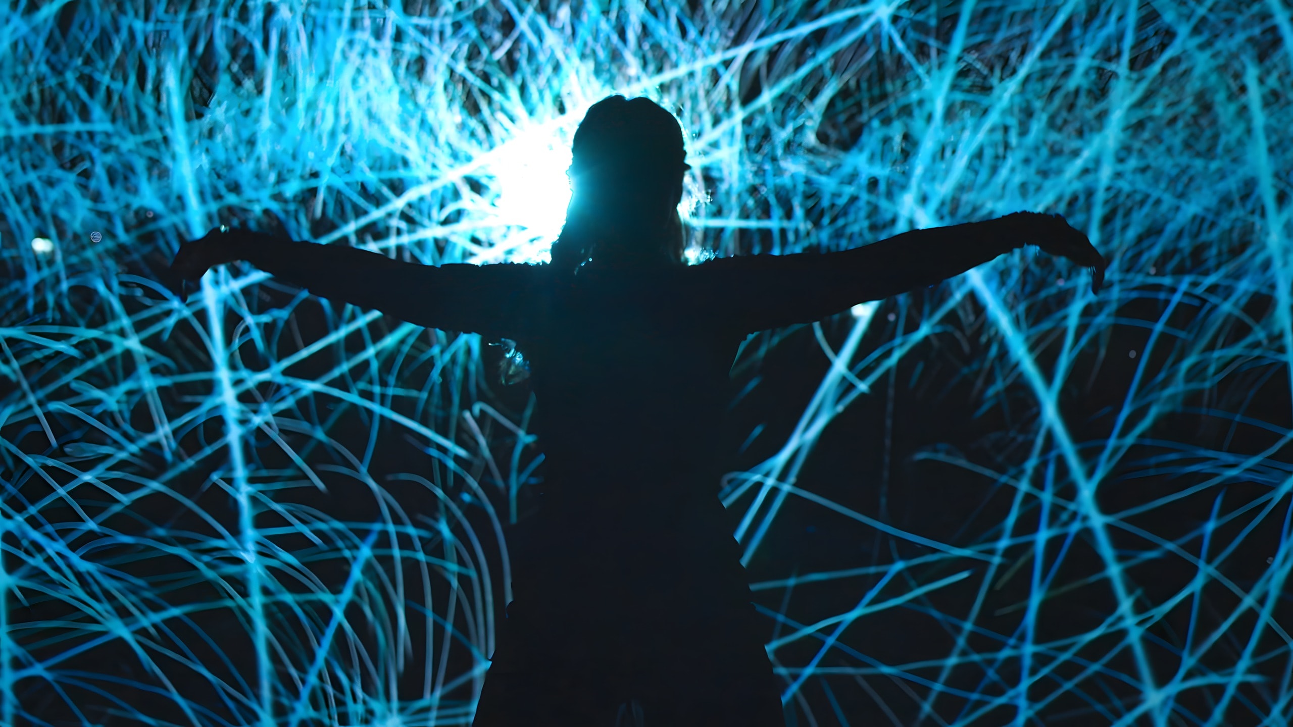 Mirror — dance installation at Kiasma Theater, 2022